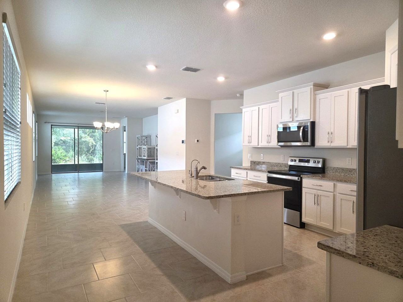 17430 Blazing Star Circle - Photo 4 of 45