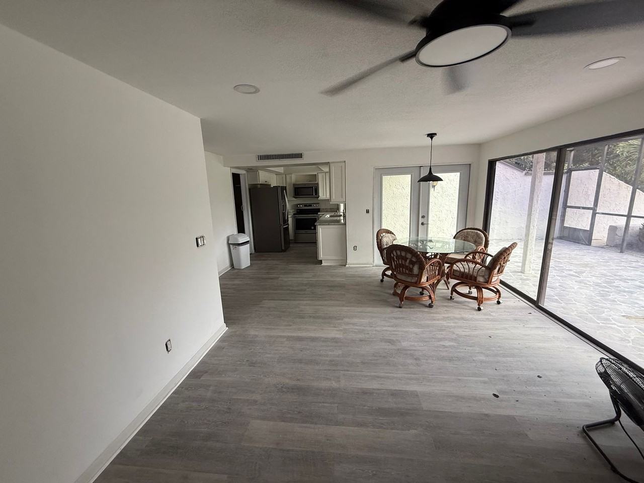 4212 Fairway Cir - Photo 2 of 13