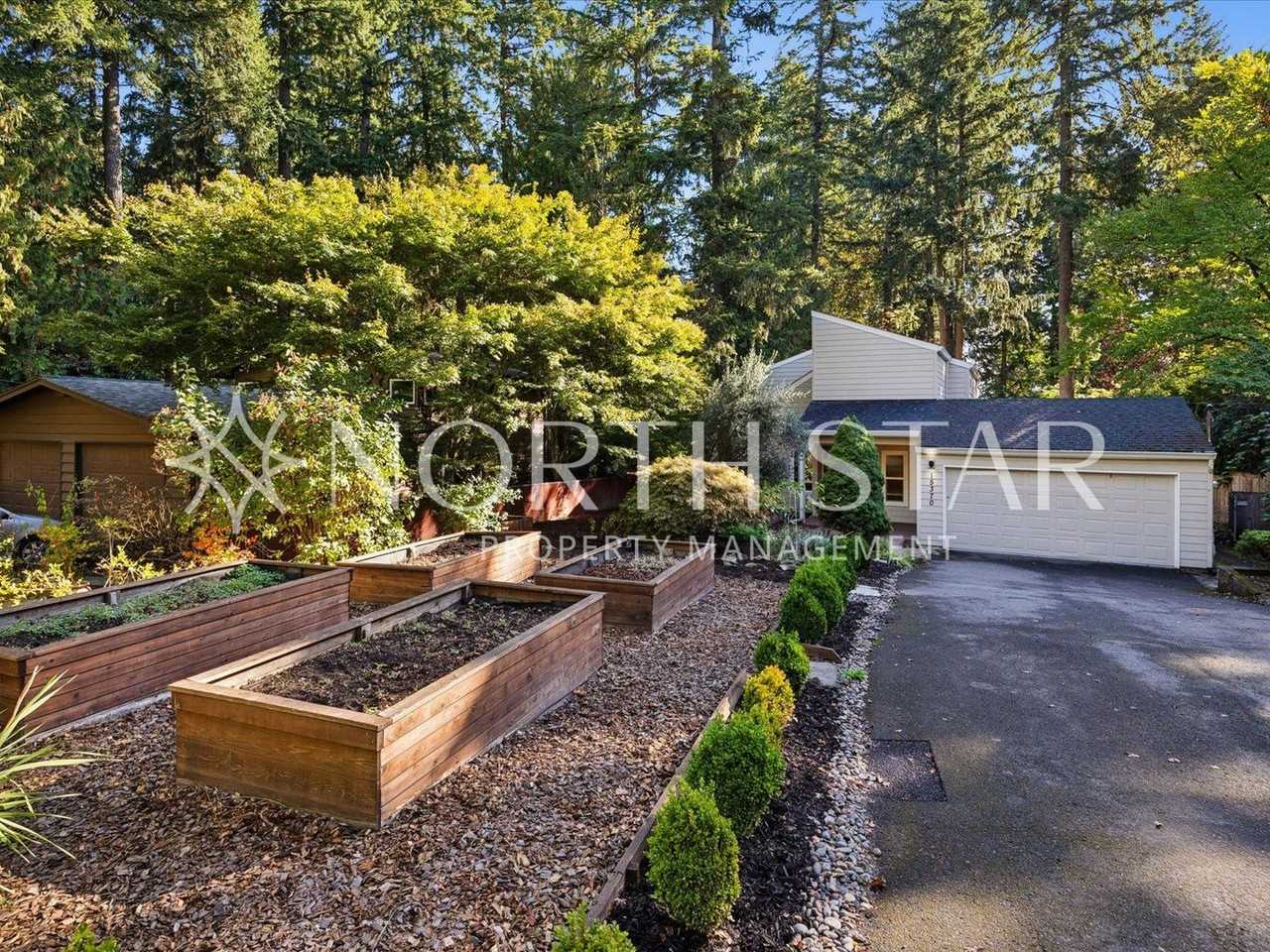 15370 Quarry Rd - Photo 2 of 41