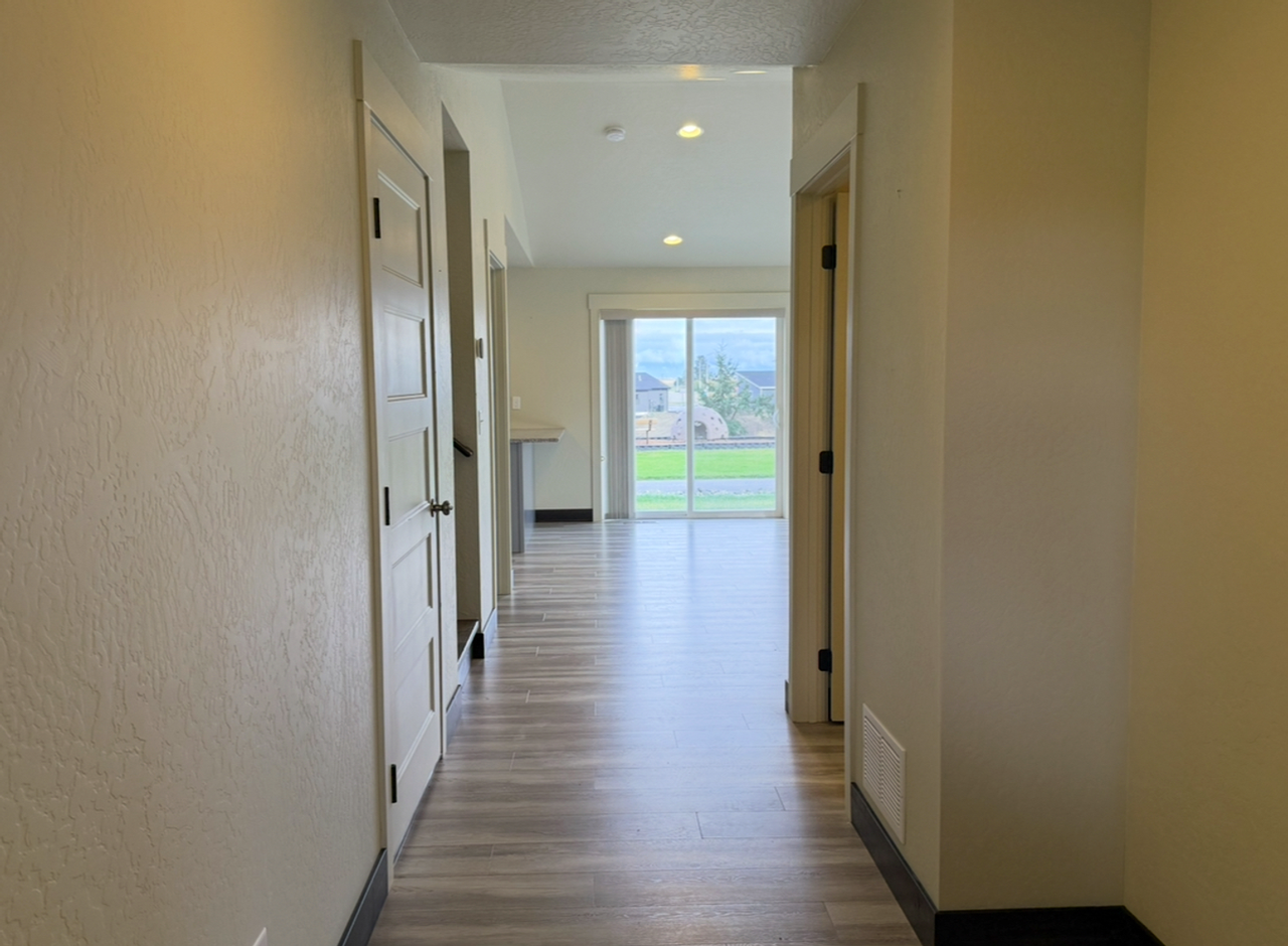 995 N Camas Ln - Photo 5 of 26