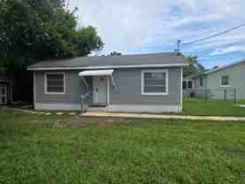 901 1/2 Daytona Ave - Photo 1 of 1