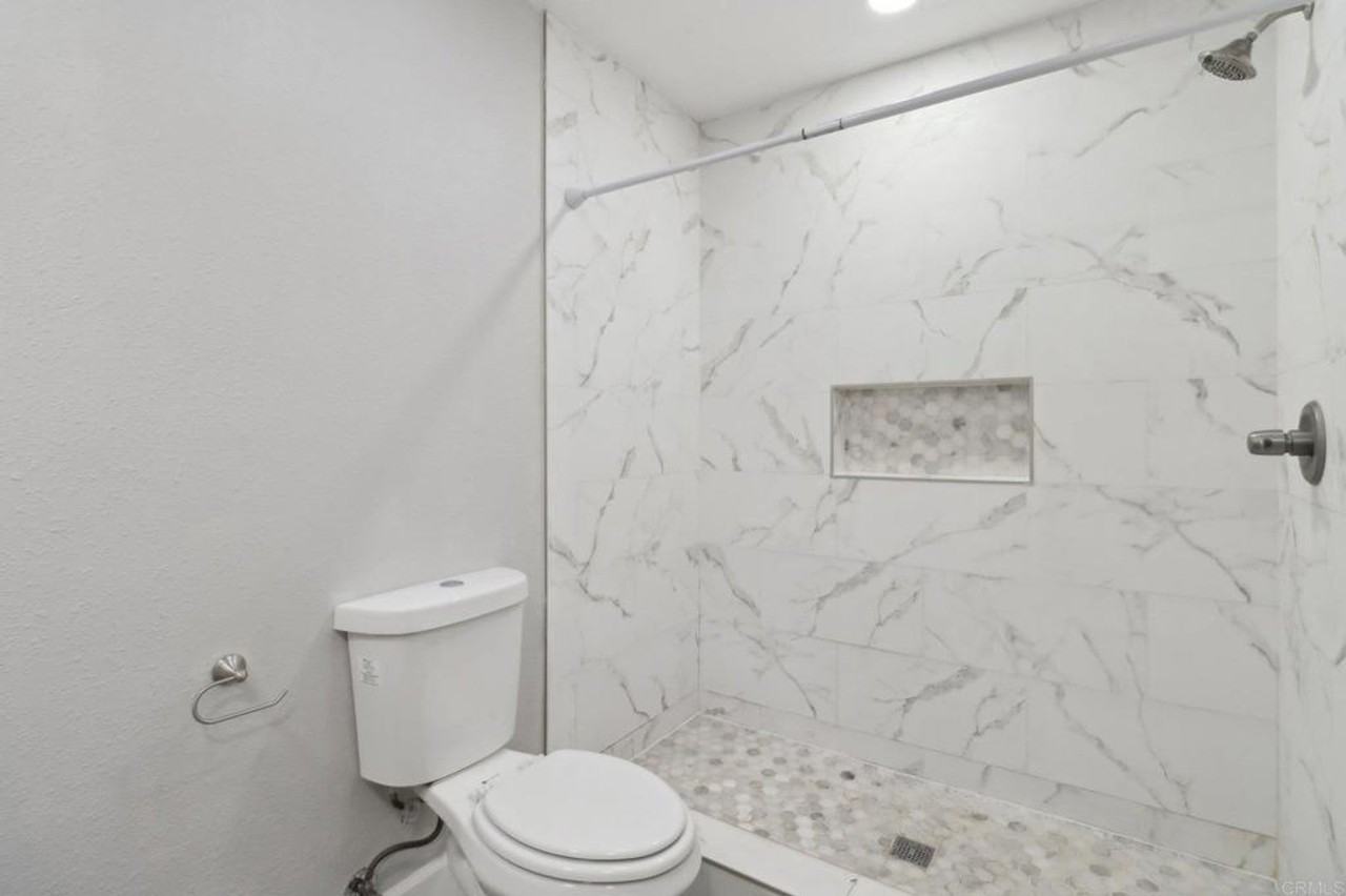 1204 E El Norte Pkwy - Photo 4 of 28