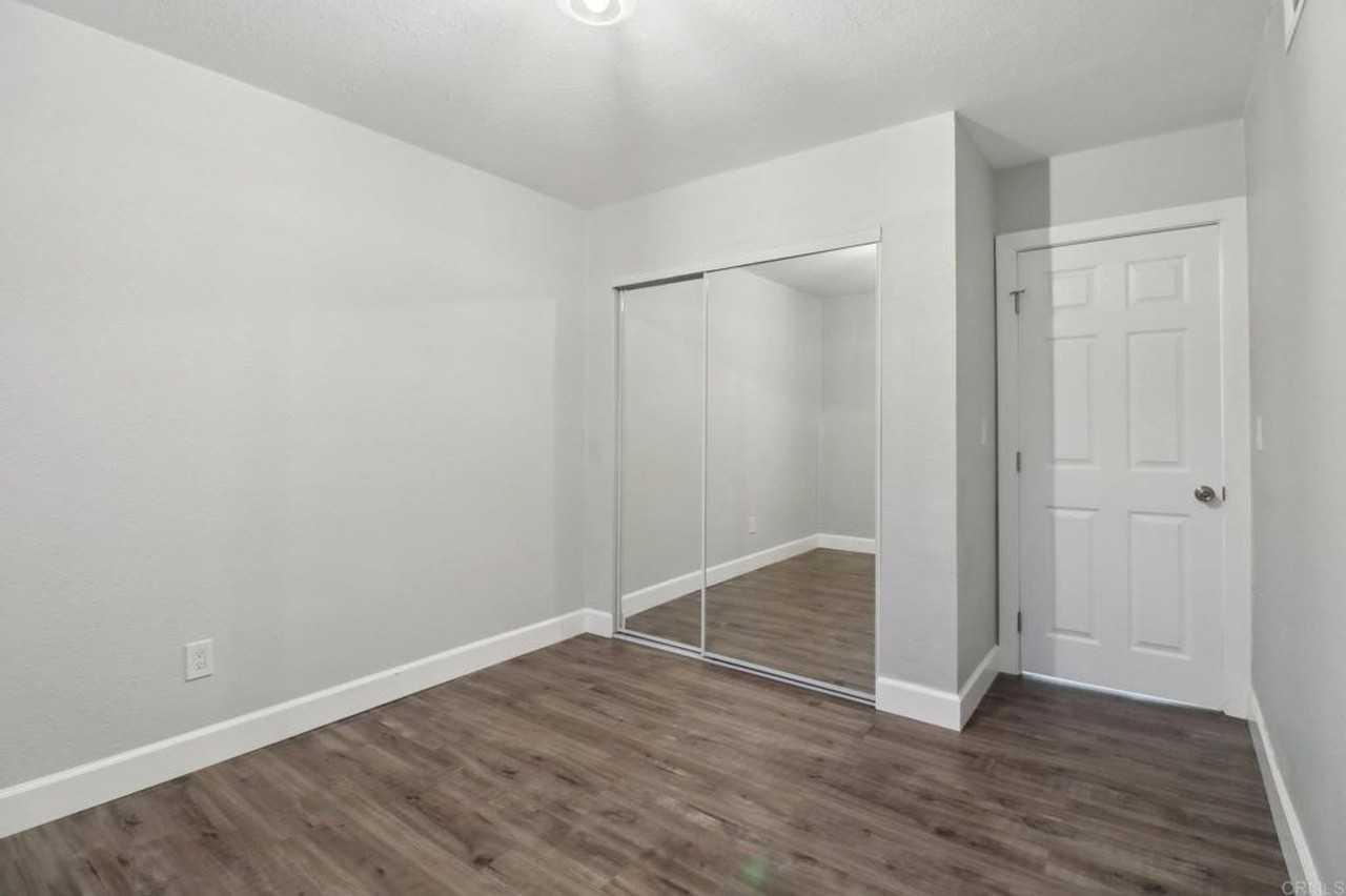 1204 E El Norte Pkwy - Photo 7 of 28