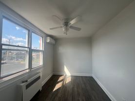 7236 Barnard St - Photo 1 of 1