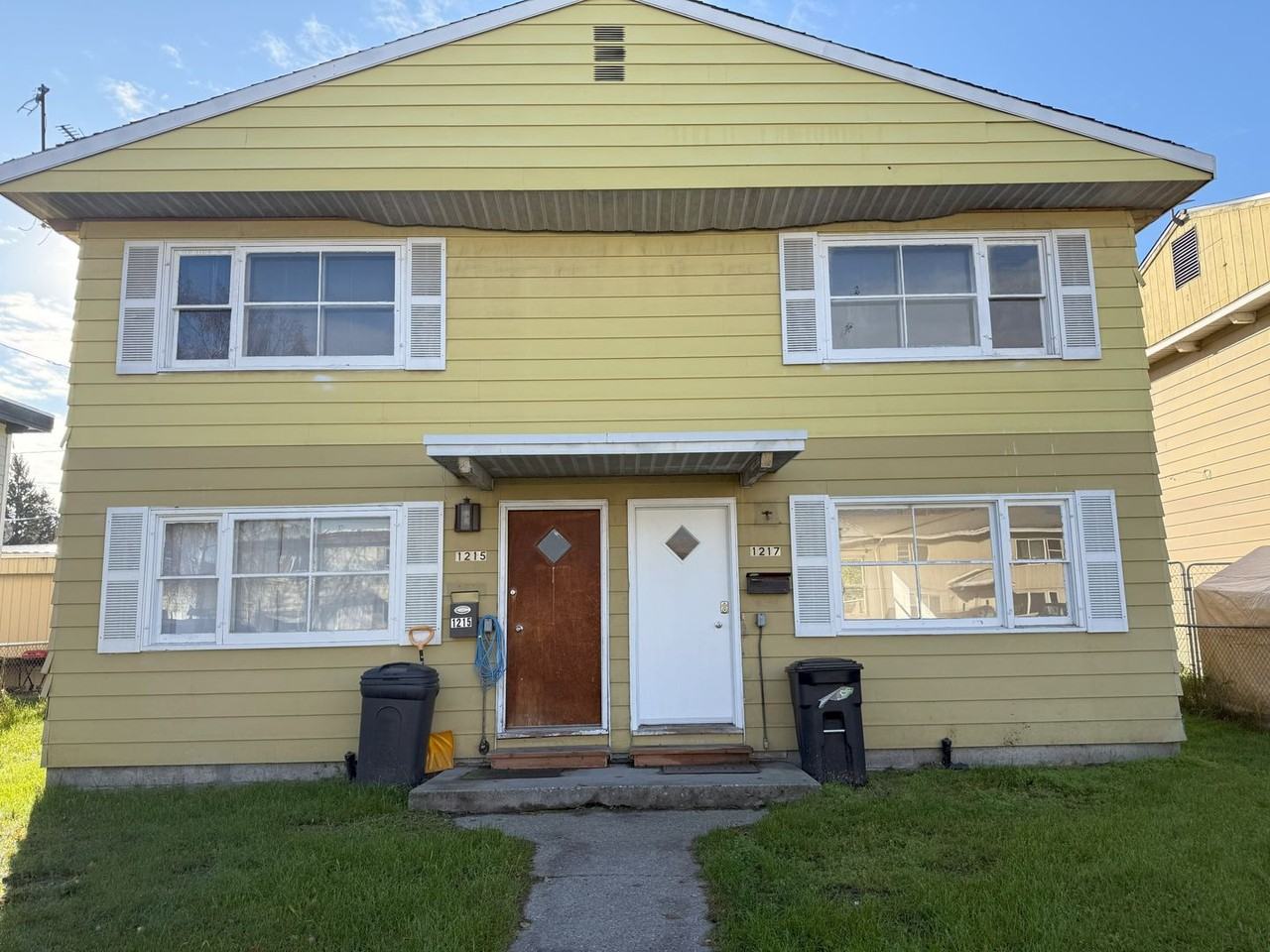 1217 Mccarty Ave - Photo 2 of 18