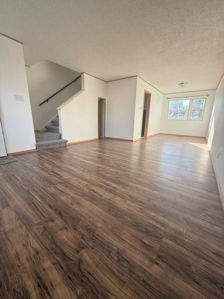 1217 Mccarty Ave - Photo 5 of 18