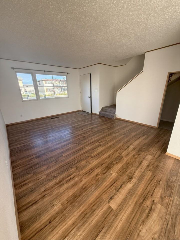 1217 Mccarty Ave - Photo 6 of 18