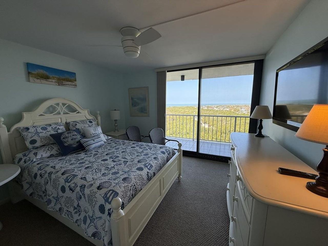 440 Seaview Ct #1210 - Photo 7 of 15