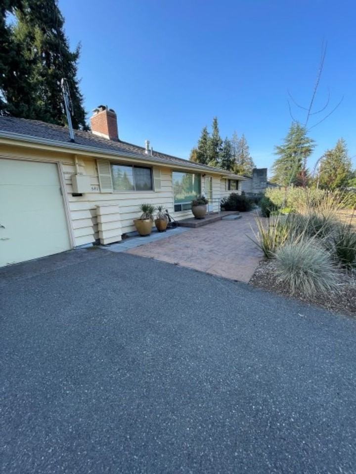 15541 Palatine Ave N - Photo 3 of 41