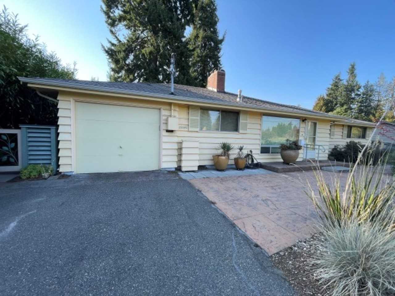 15541 Palatine Ave N - Photo 4 of 41