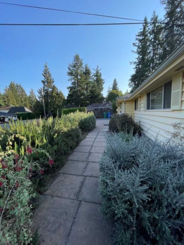 15541 Palatine Ave N - Photo 5 of 41