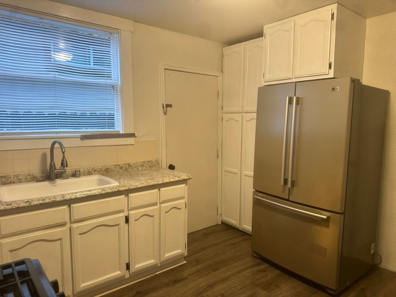 1015 47th street - Photo 5 of 22