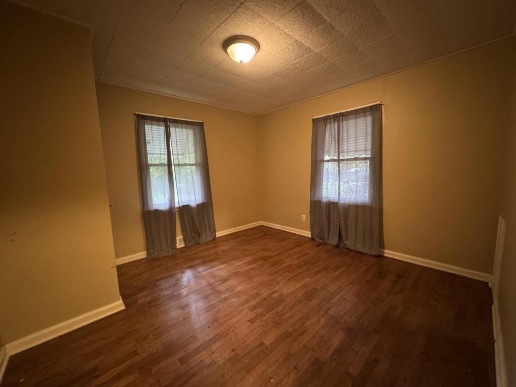 2328 East Manchester Drive - Photo 6 of 18