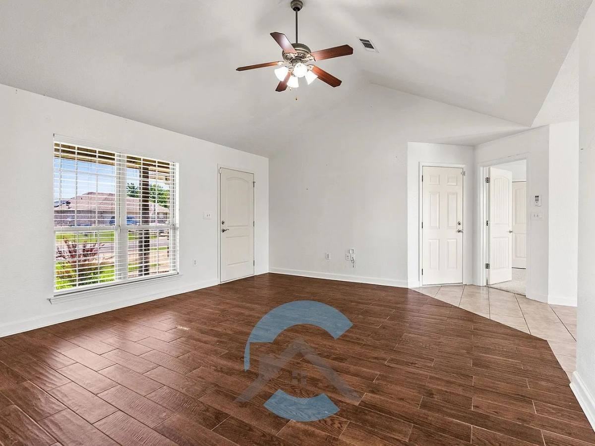 9 Tigers Eye St - Photo 2 of 10