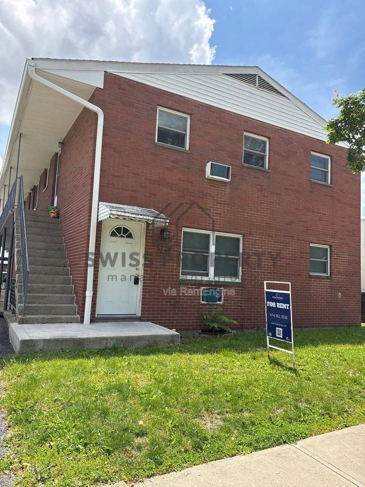 1729 W 3rd Ave #A - Photo 2 of 10