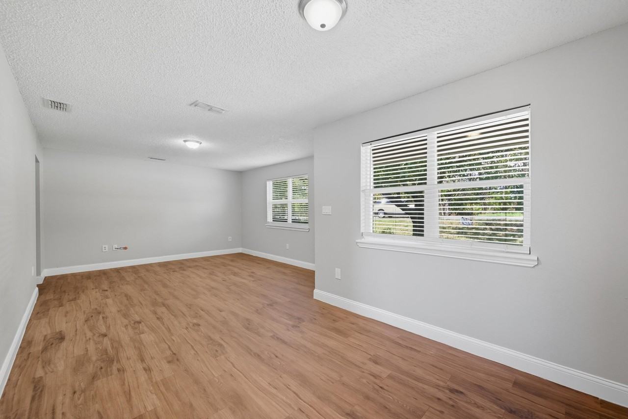 1166 N Business - Photo 7 of 18