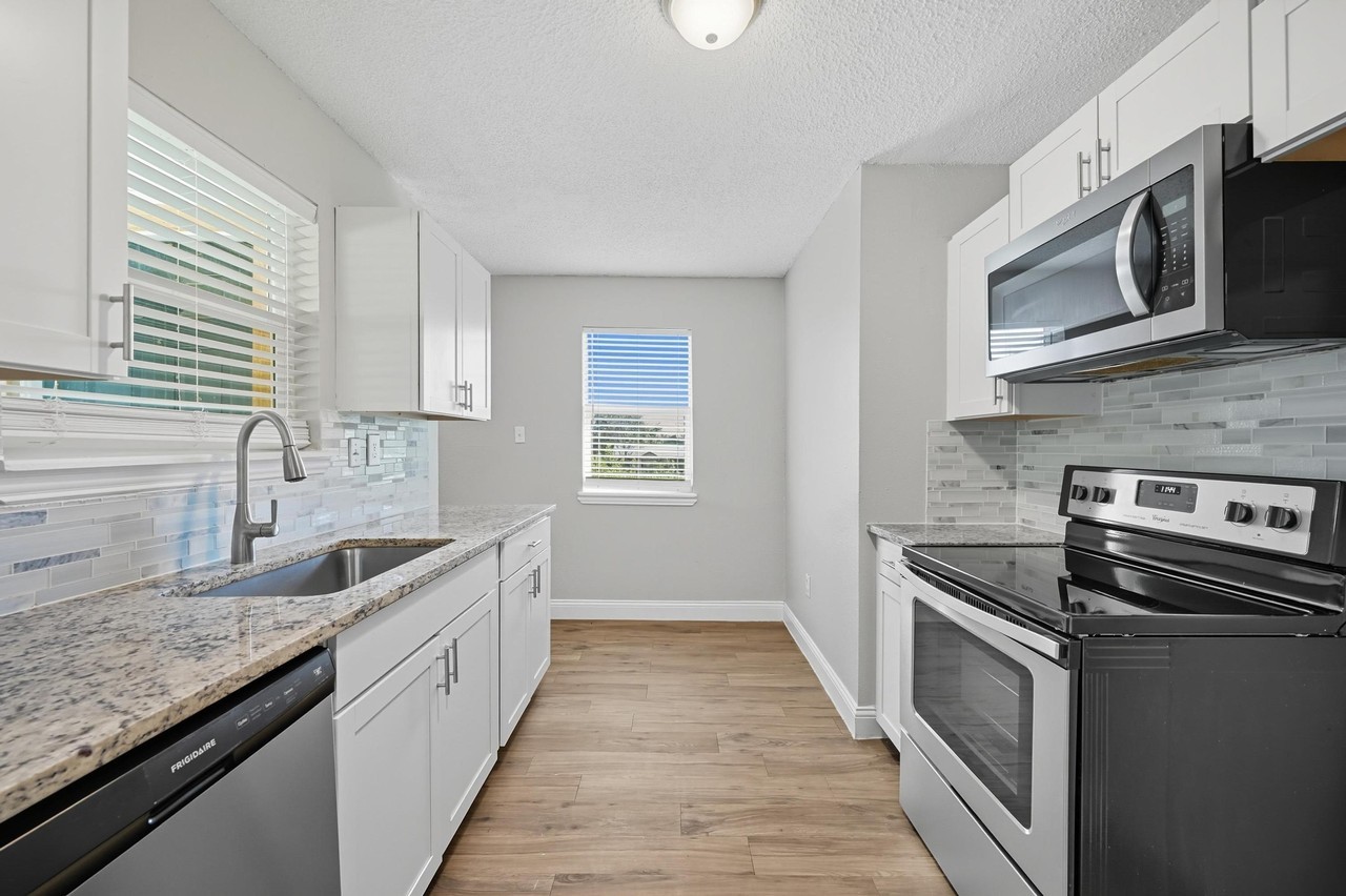 1166 N Business - Photo 3 of 18