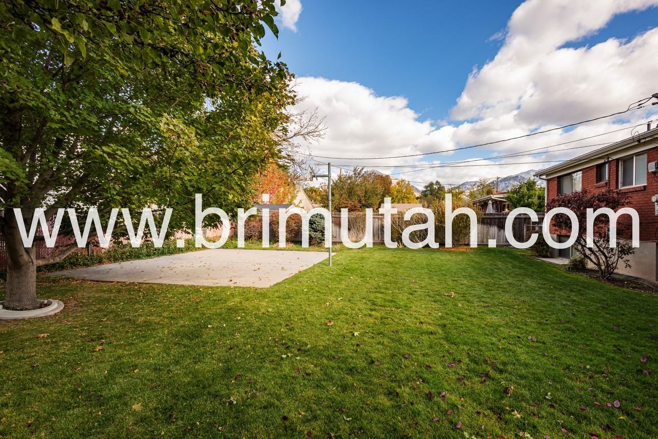 1737 East Lahar Drive #A - Photo 2 of 24