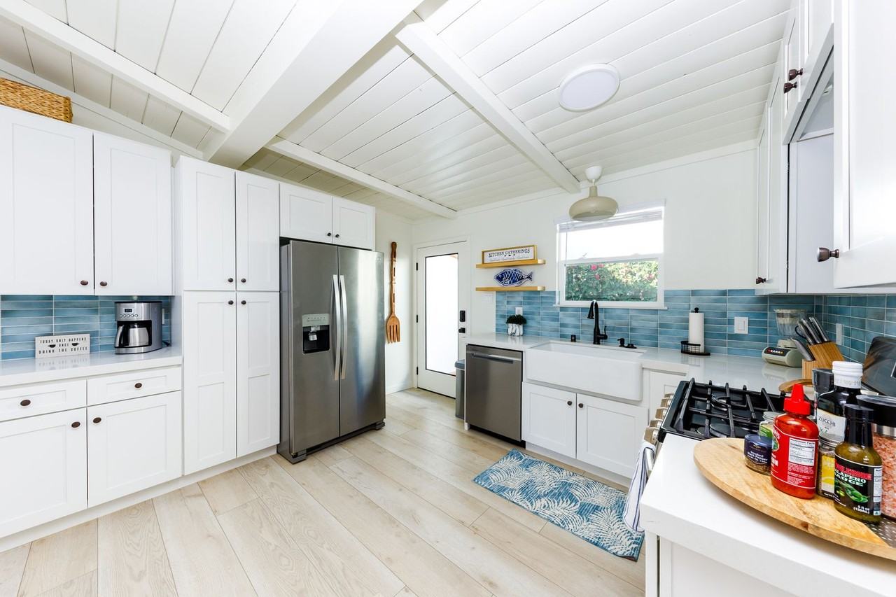 Historic Olde Del Mar Hacienda | Panoramic Ocean Views - Photo 6 of 45