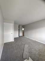 featured image of 5 E Hall St