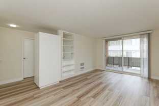 LakePark Apartments - Photo 1 of 1