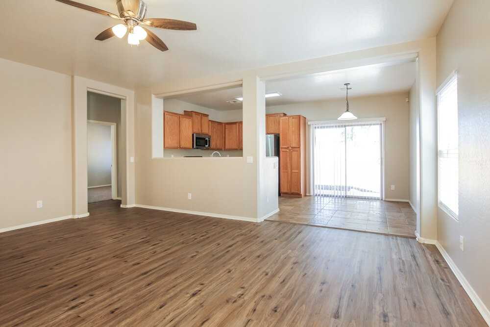 15244 W Shaw Butte Dr - Photo 4 of 16