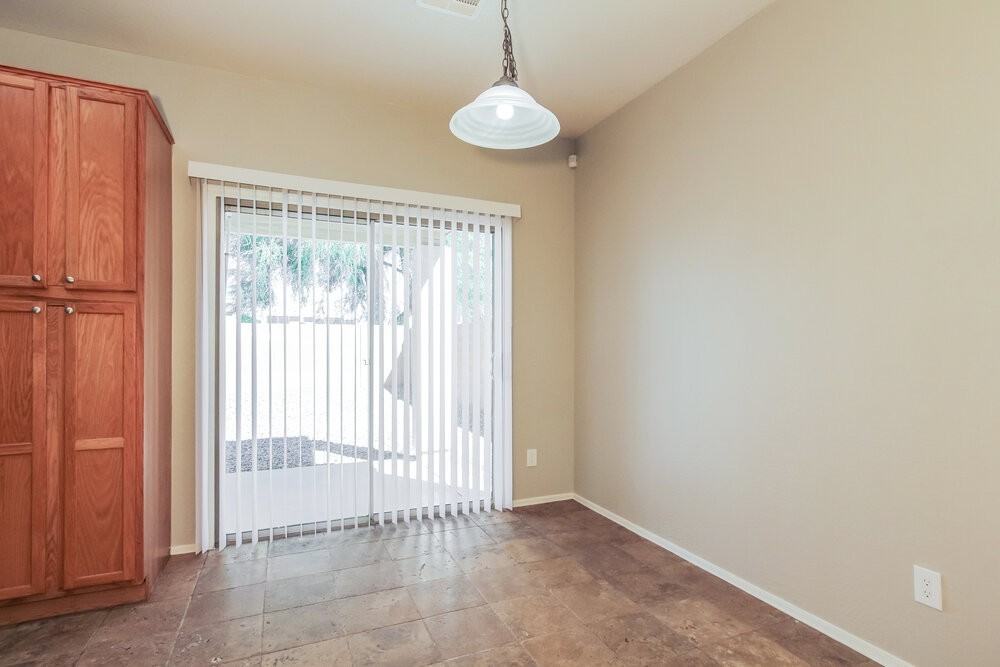 15244 W Shaw Butte Dr - Photo 5 of 16