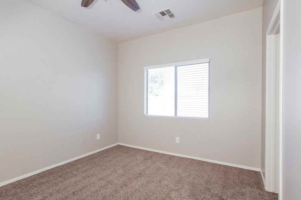 15244 W Shaw Butte Dr - Photo 7 of 16