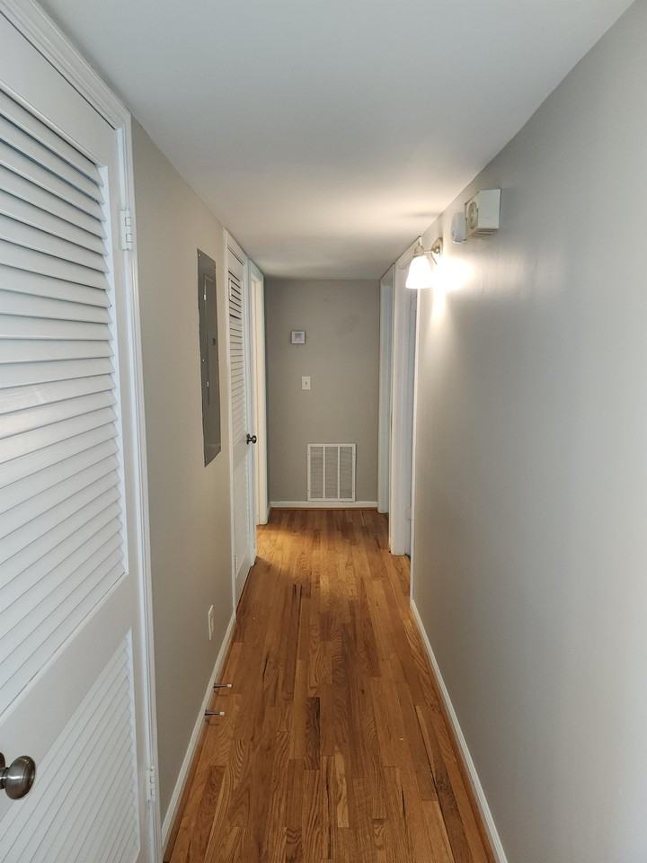 67 Montre Sq Nw #1 - Photo 2 of 18