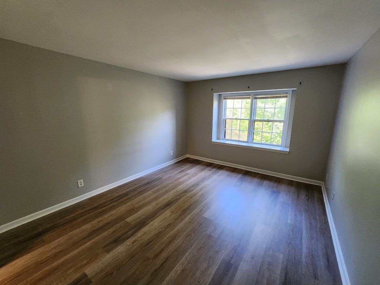 67 Montre Sq Nw #1 - Photo 5 of 18