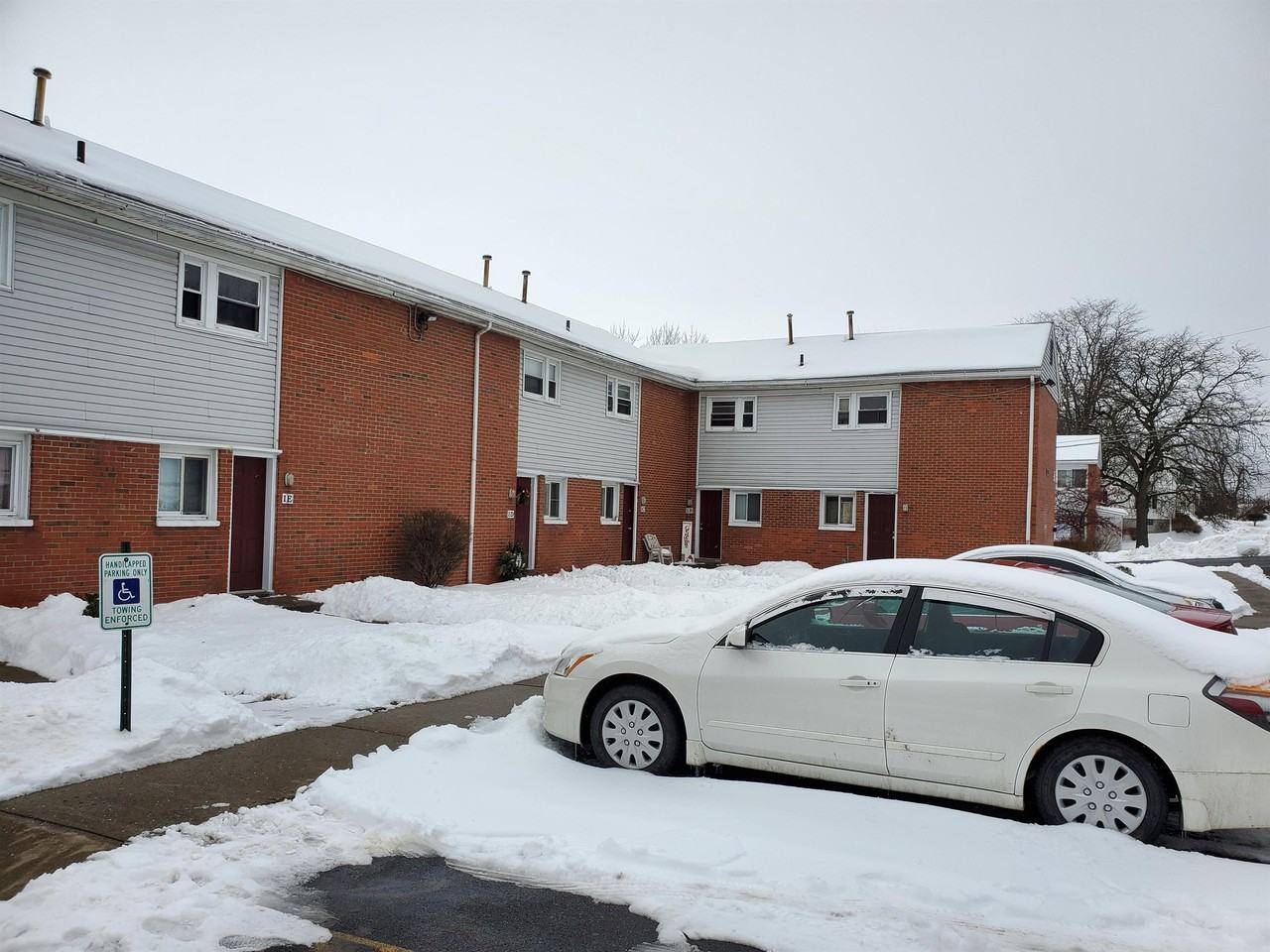 151 Old Liverpool Rd #4F - Photo 4 of 10