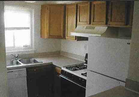 151 Old Liverpool Rd #4F - Photo 3 of 10
