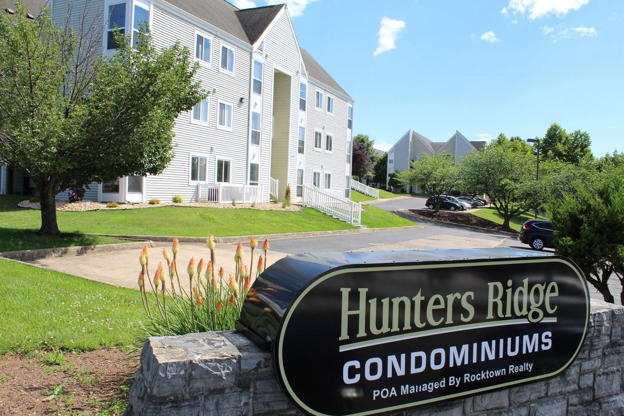 Hunters Ridge Condominiums  1390B - Photo 2 of 20