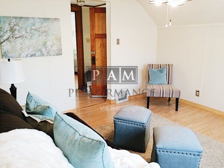 1443 South 51st Street #B - Photo 3 of 9