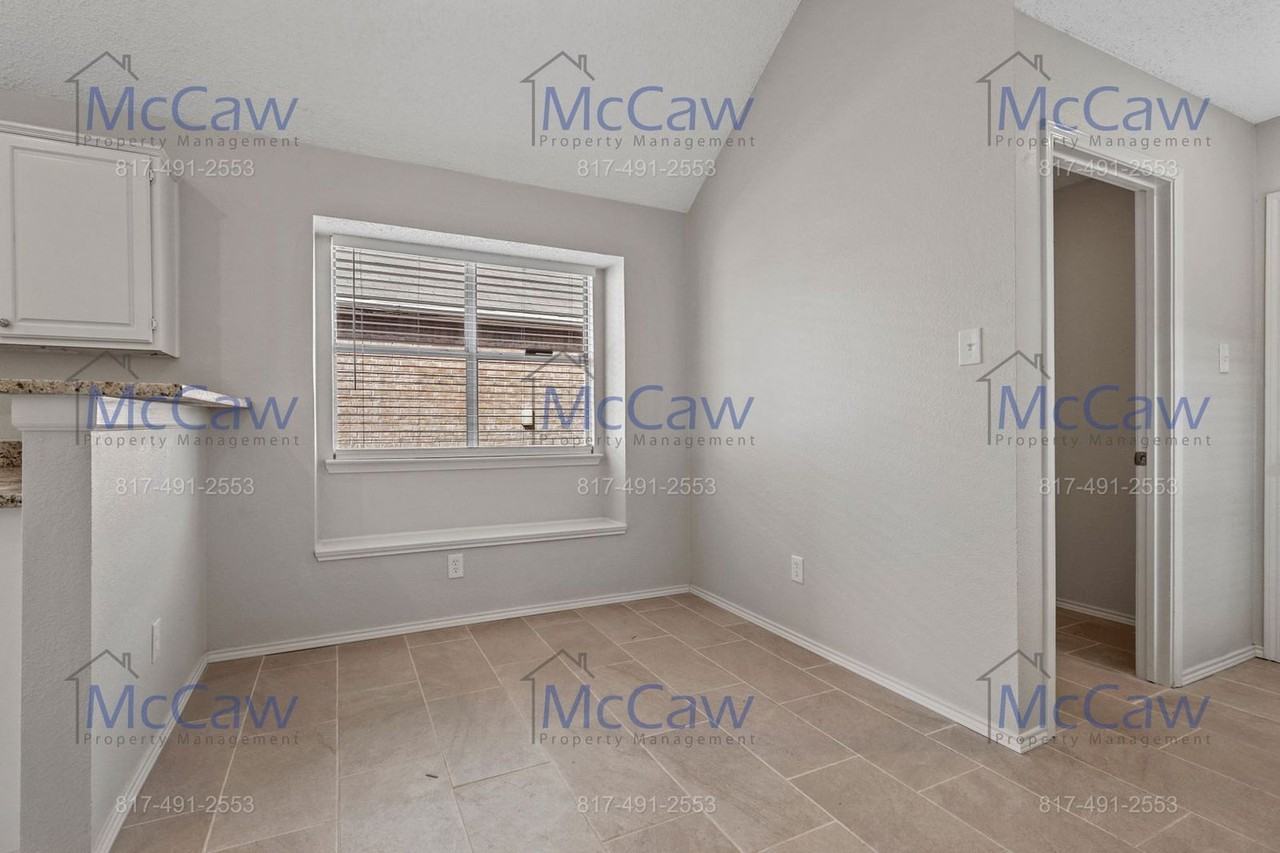 2314 Stillwater Dr - Photo 7 of 16