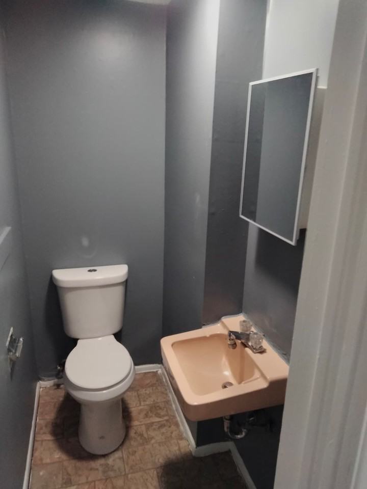 226 Martin Street #8 - Photo 7 of 8