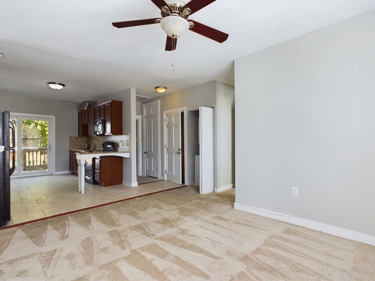 2408 W Main St #B - Photo 5 of 24