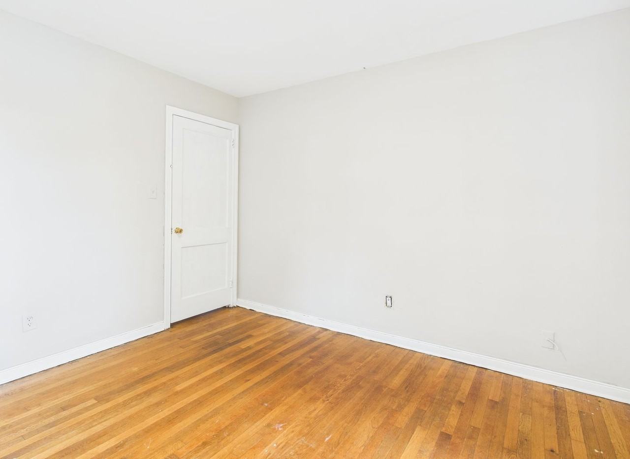 4707 Castlewood Rd - Photo 7 of 16