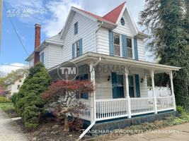 featured image of 474 Arch St
