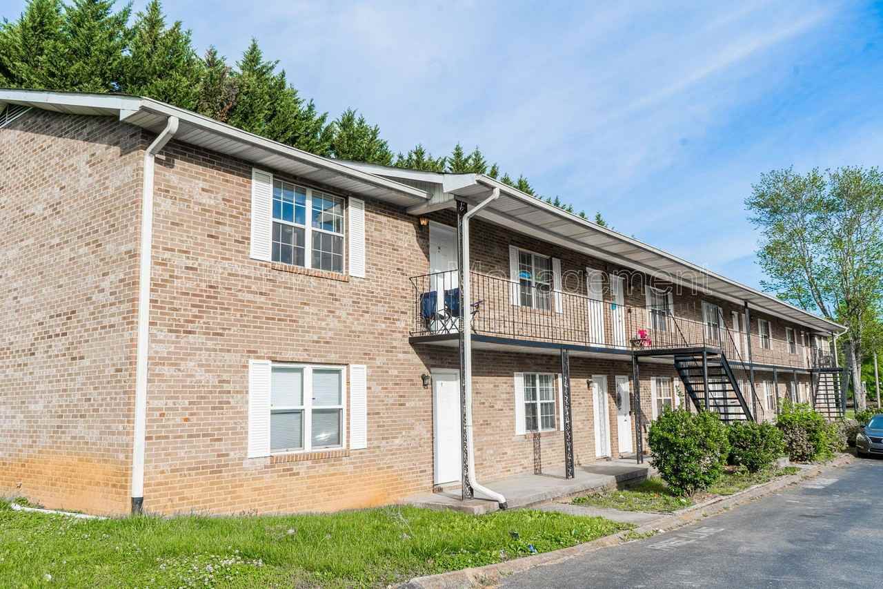 706 E Inskip Dr #1 - Photo 2 of 2