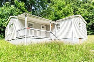 1136 Valley Dr - Photo 1 of 1
