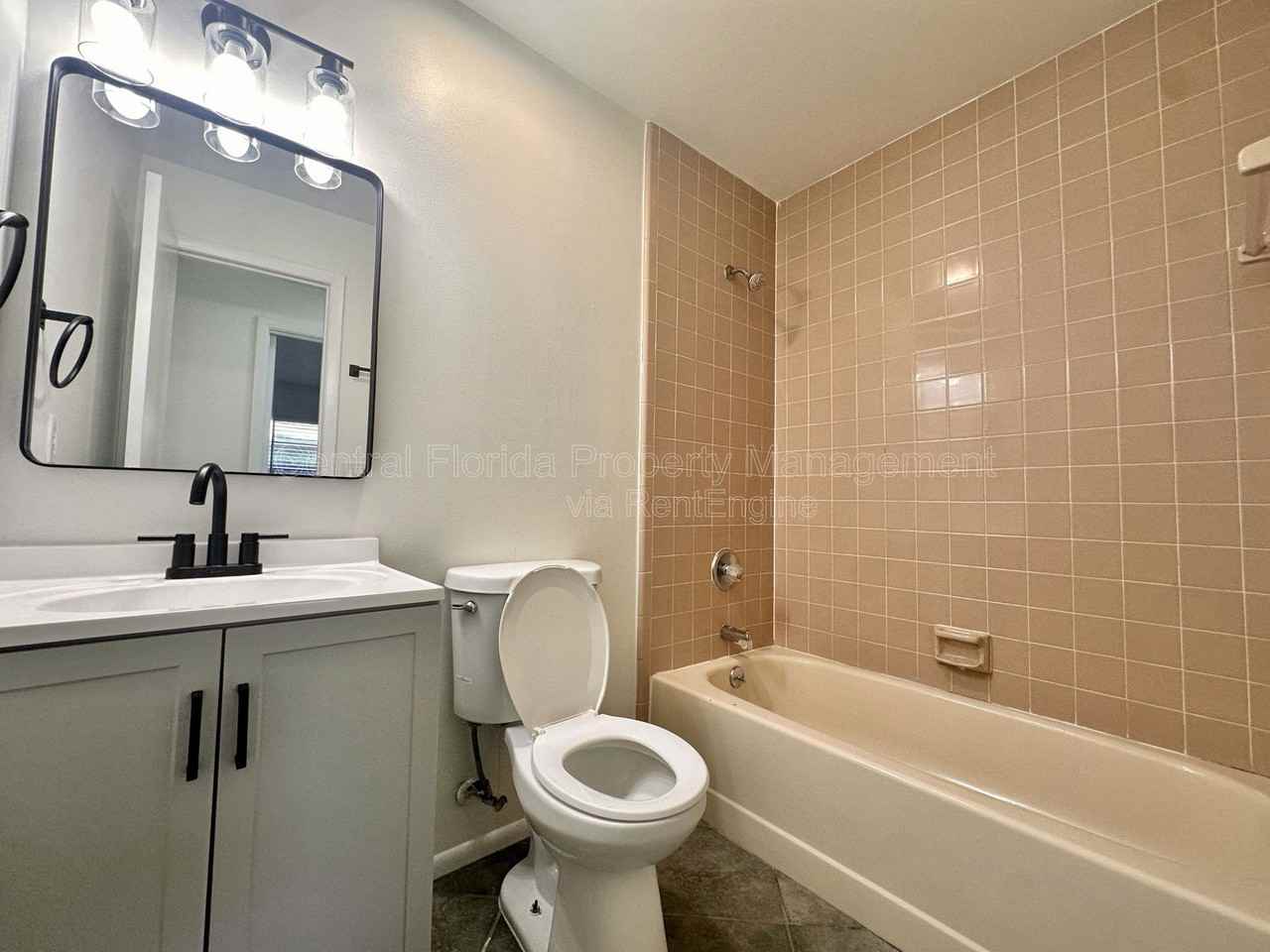 1432 Lantry Ct - Photo 7 of 18