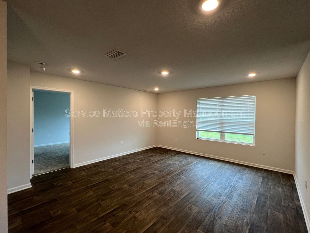 5740 Guinevere Ln - Photo 6 of 36