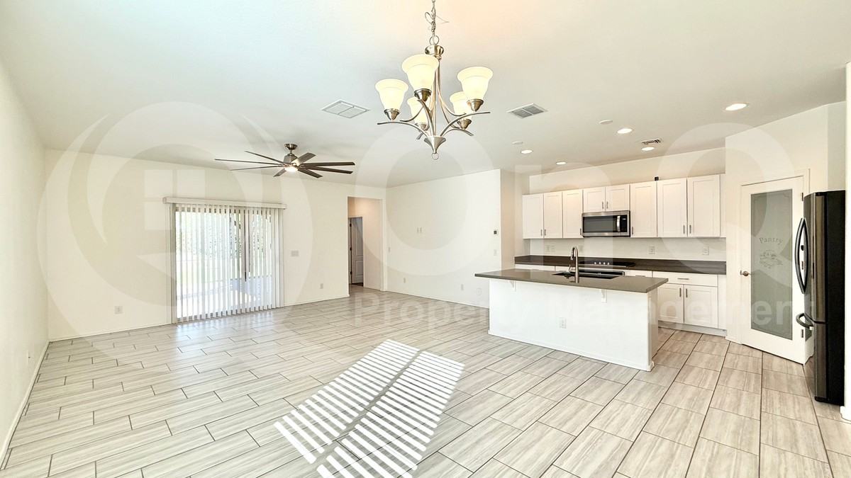 40142 W Crane Dr - Photo 6 of 19