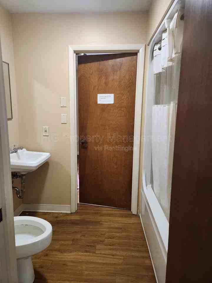 1913 Cedar Dr #2 - Photo 3 of 4