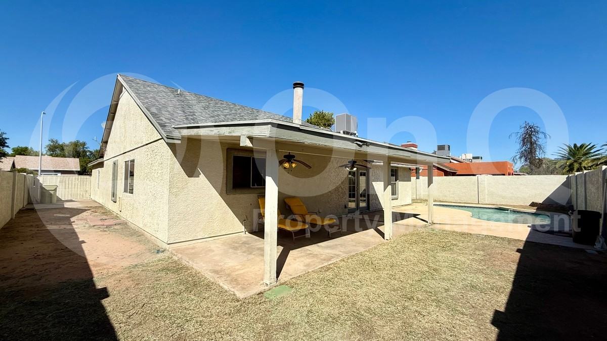 7205 West Krall Street - Photo 3 of 19