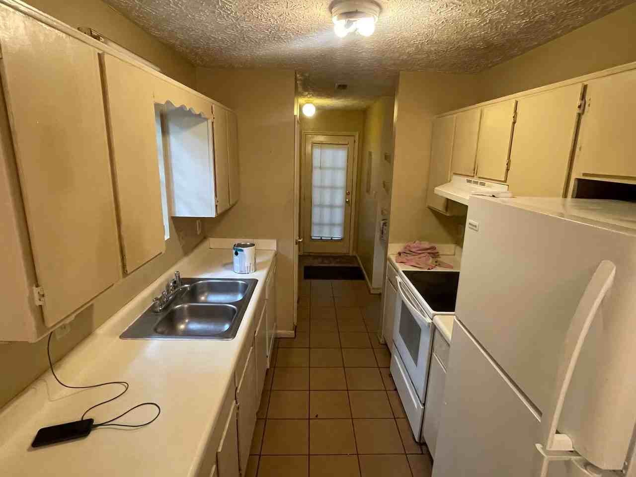 122 Oriole Dr - Photo 7 of 15