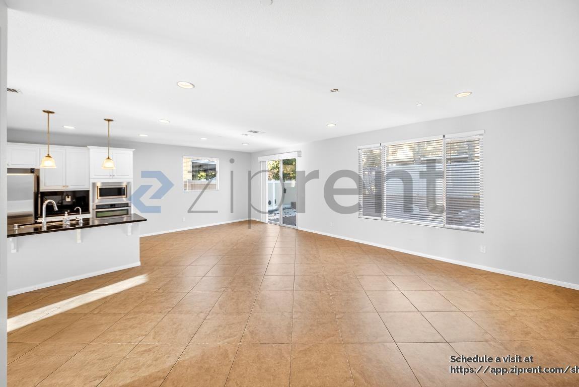 5746 Brianhead Dr - Photo 6 of 30