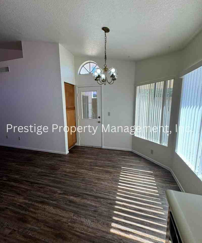 3093 W Placita De La Roseta - Photo 6 of 31