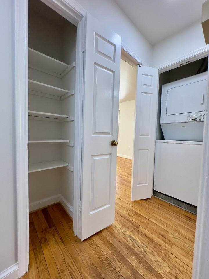 807 S Alfred St - Photo 3 of 33